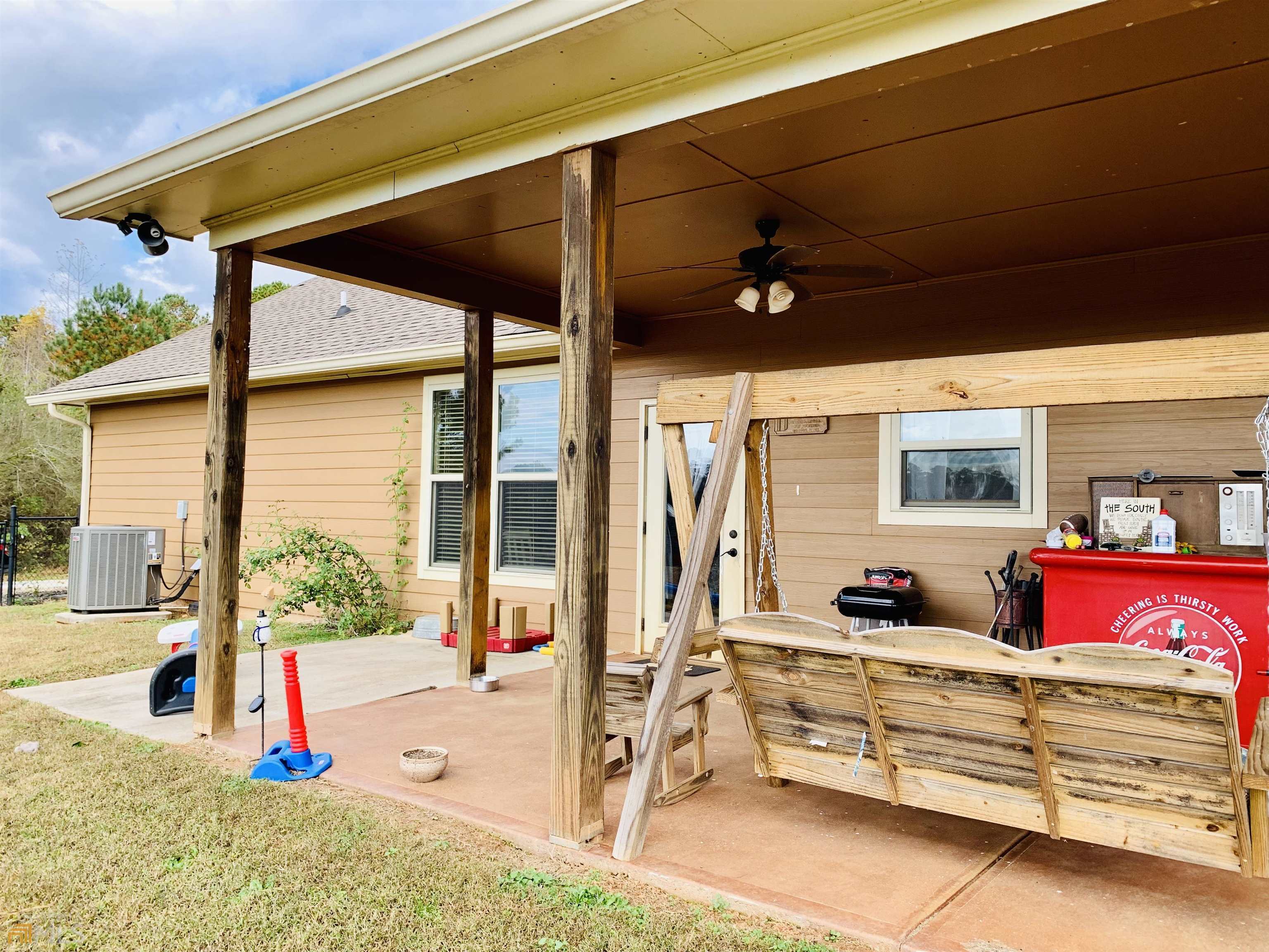 Property Photo: 2636 Mulberry Rock Road GA 30157