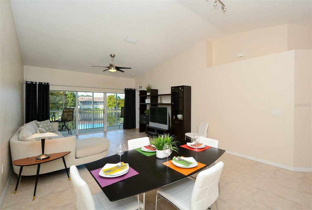 Property Photo:  6422 Bay Cedar Lane 39-202  FL 34203 