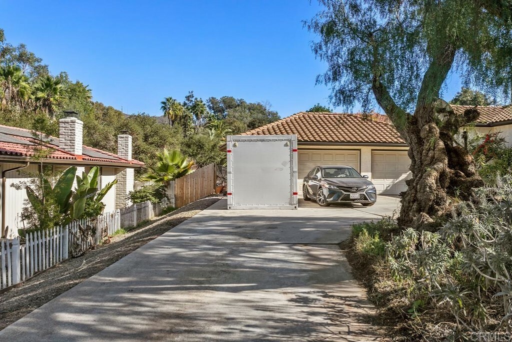 Property Photo:  1659 Foothill Drive  CA 92084 