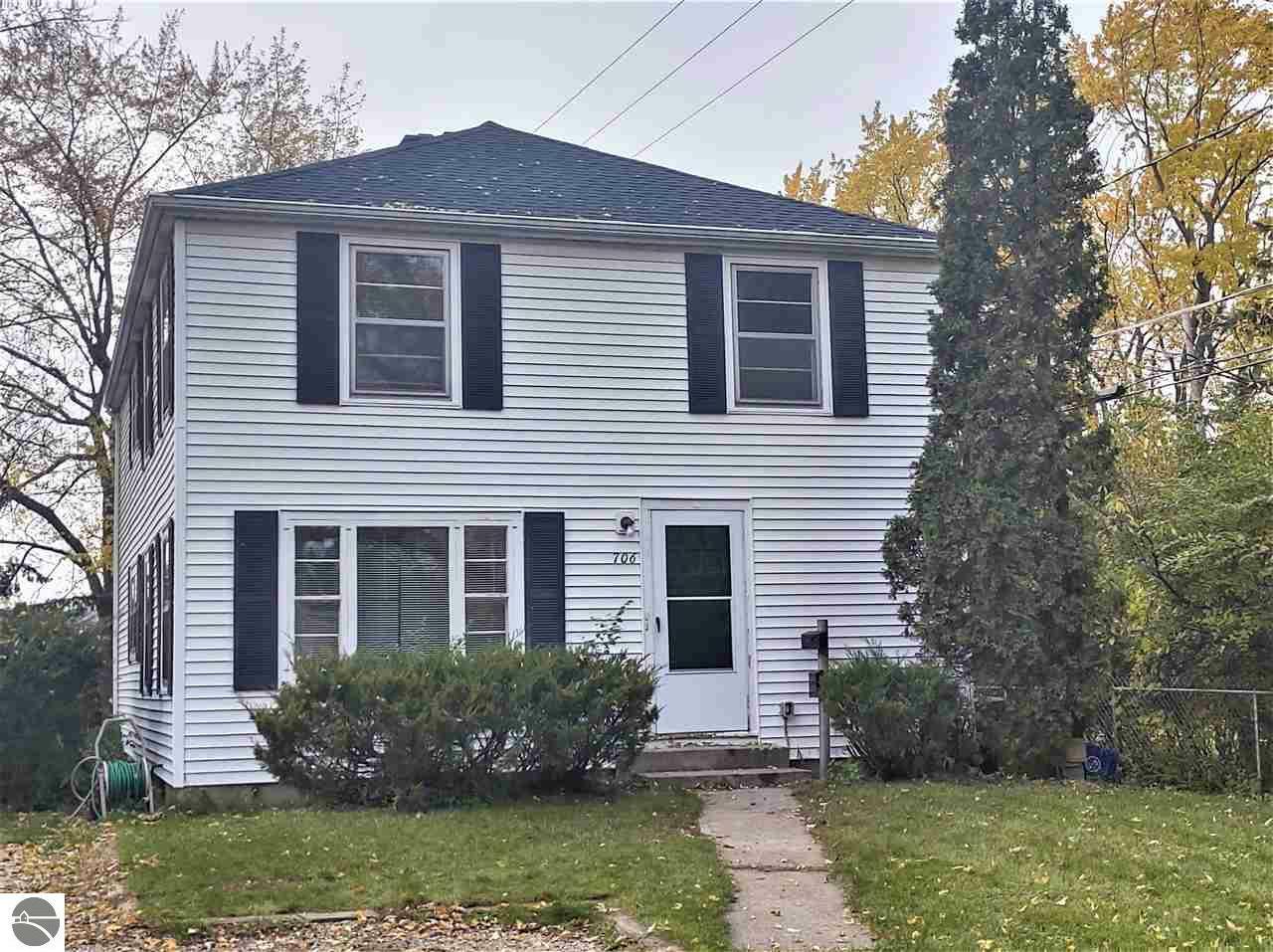 706 Eastlawn Street  Mt Pleasant MI 48858 photo