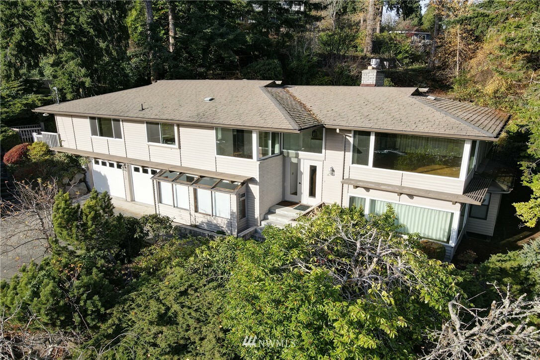 Property Photo:  5526 NE 183rd Street  WA 98028 