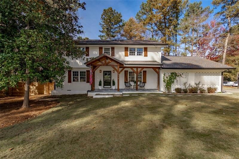 Property Photo:  2514 Maclaren Circle  GA 30360 