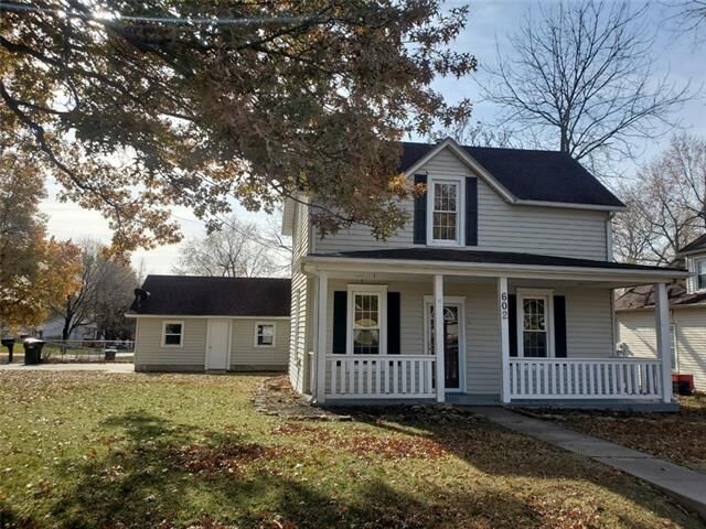 Property Photo:  602 W Nelson Street  MO 64485 