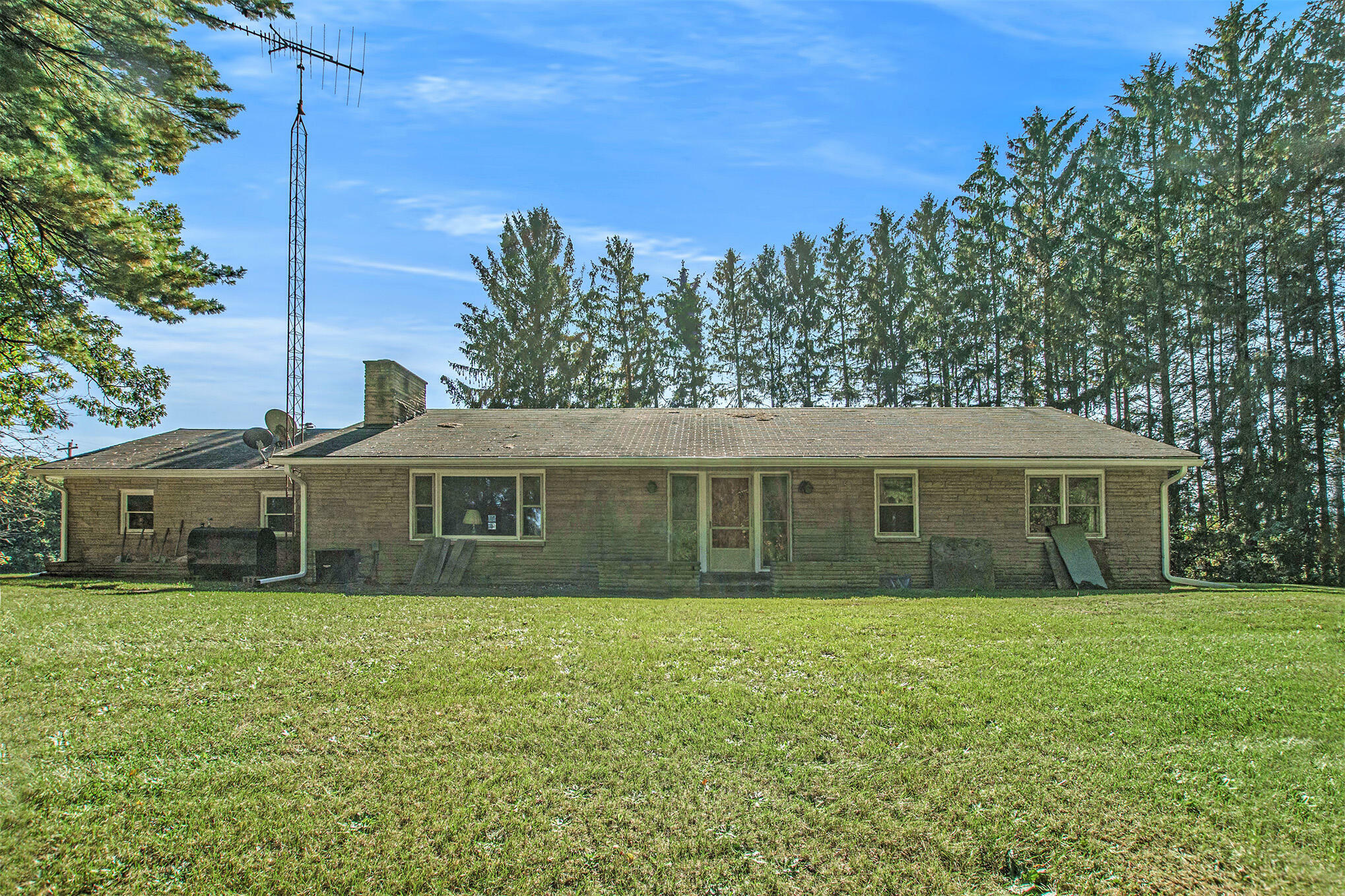 Property Photo: 48693 76th Avenue MI 49045