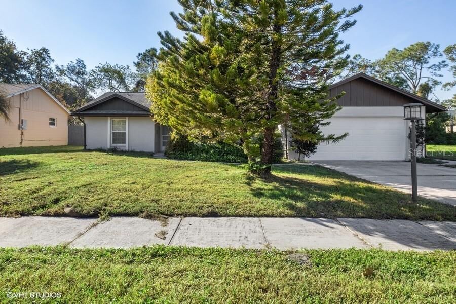Property Photo:  5518 Shasta Drive  FL 32810 