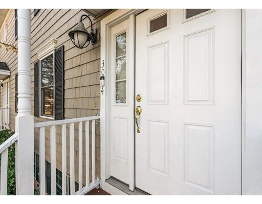 Property Photo:  30 Russell Street 4  MA 02451 