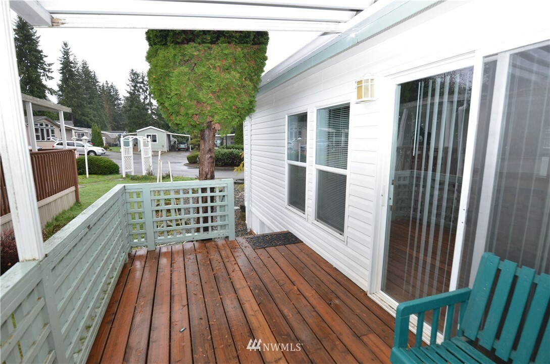 Property Photo:  2200 196th Street SE 21  WA 98012 