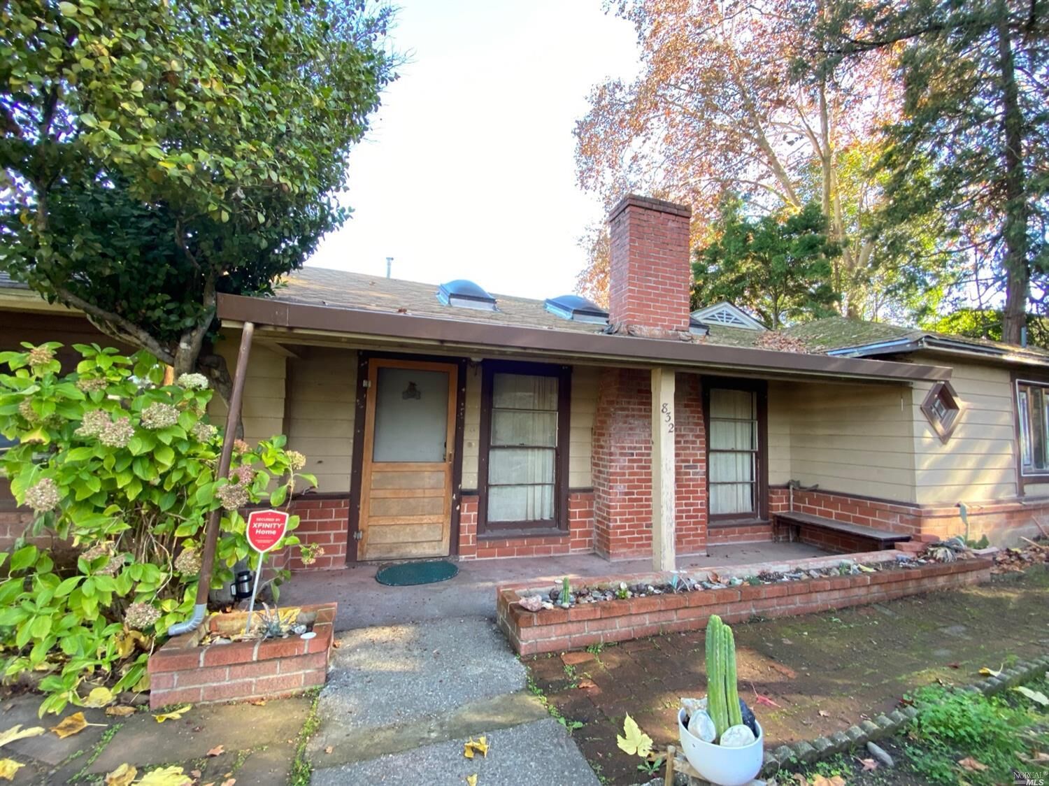 Property Photo: 832 Brown Street CA 95448