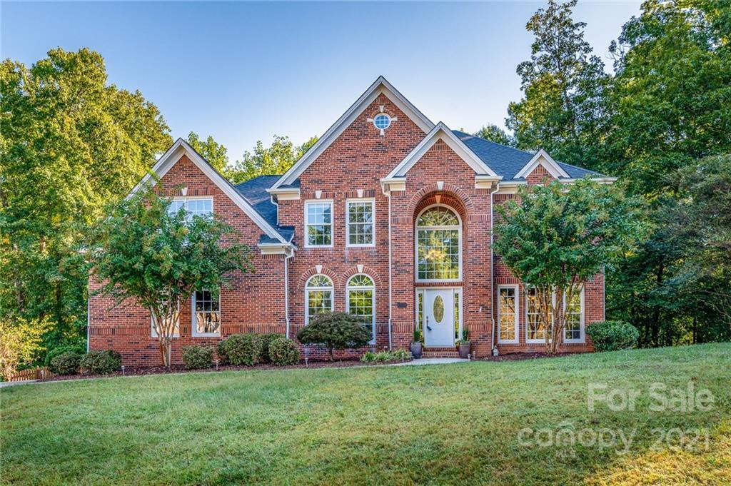 Property Photo:  10640 Moss Mill Lane  NC 28277 