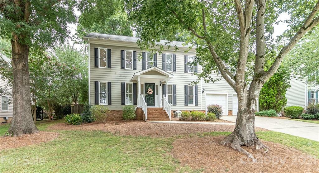 4617 Charlestowne Manor Drive  Charlotte NC 28211 photo