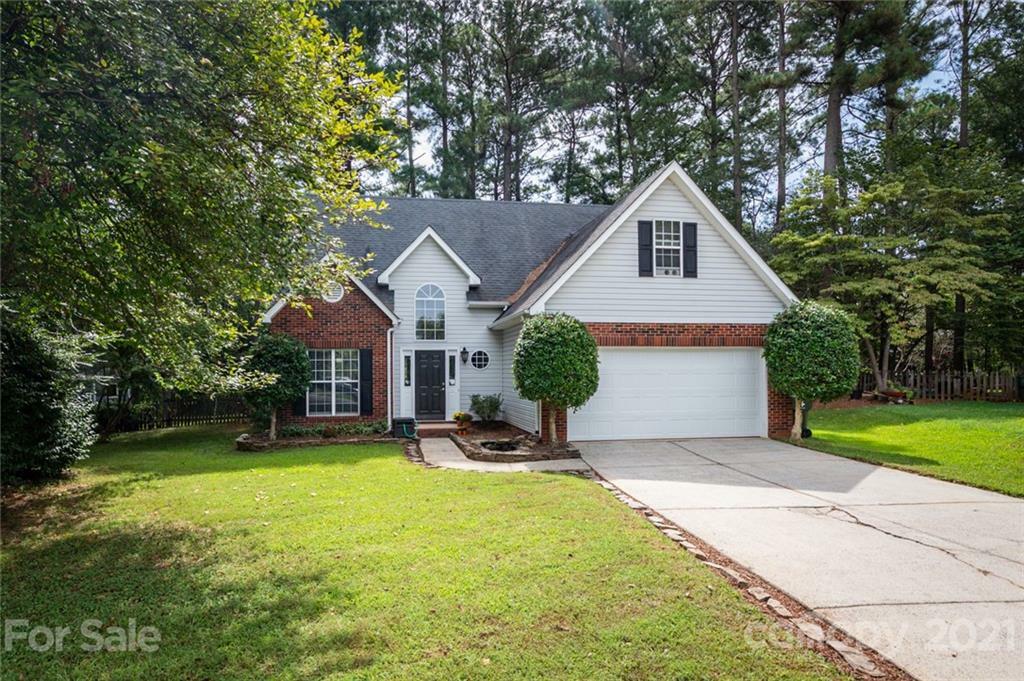 Property Photo:  9130 Strattonville Court  NC 28078 