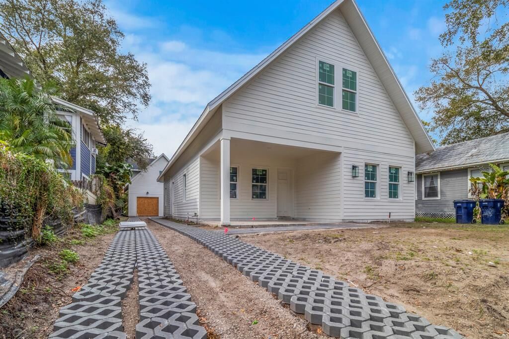 Property Photo: 4108 N Central Avenue FL 33603