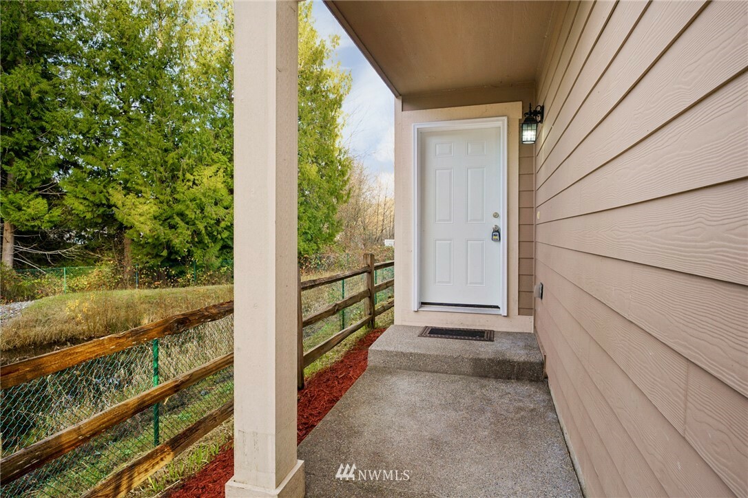 Property Photo: 11701 9th Avenue Ct E WA 98445