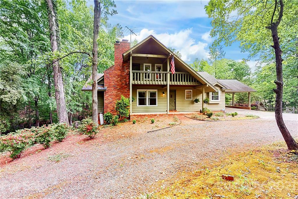 Property Photo:  808 Dogwood Street  NC 28098 