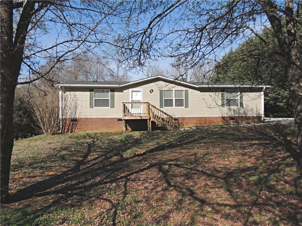 Property Photo:  2324 Ryan Drive  NC 28613 