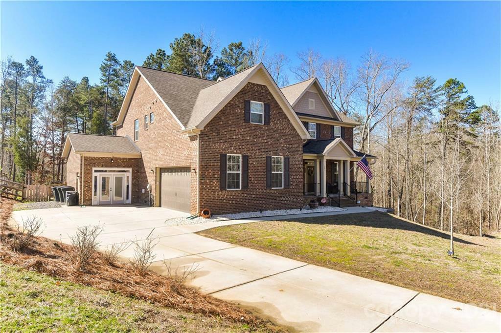 Property Photo: 381 Swift Creek Cove SC 29710