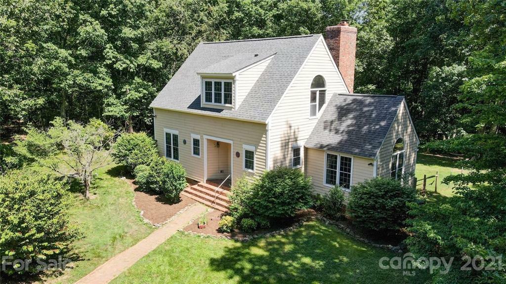 Property Photo: 5428 Prentiss Lane NC 28080