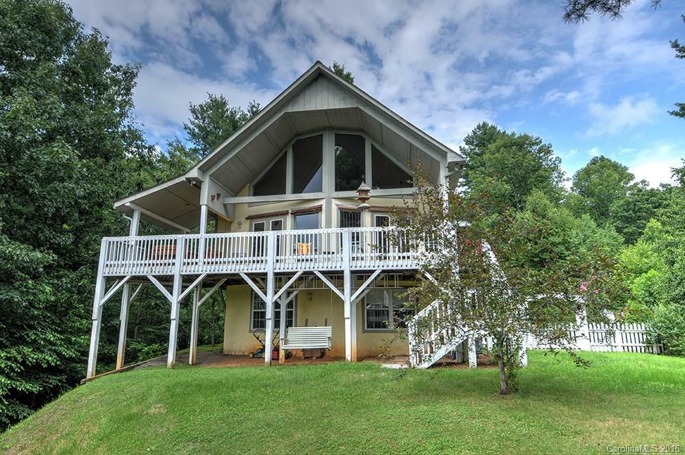 Property Photo: 1544 Maple Springs Drive NC 28785