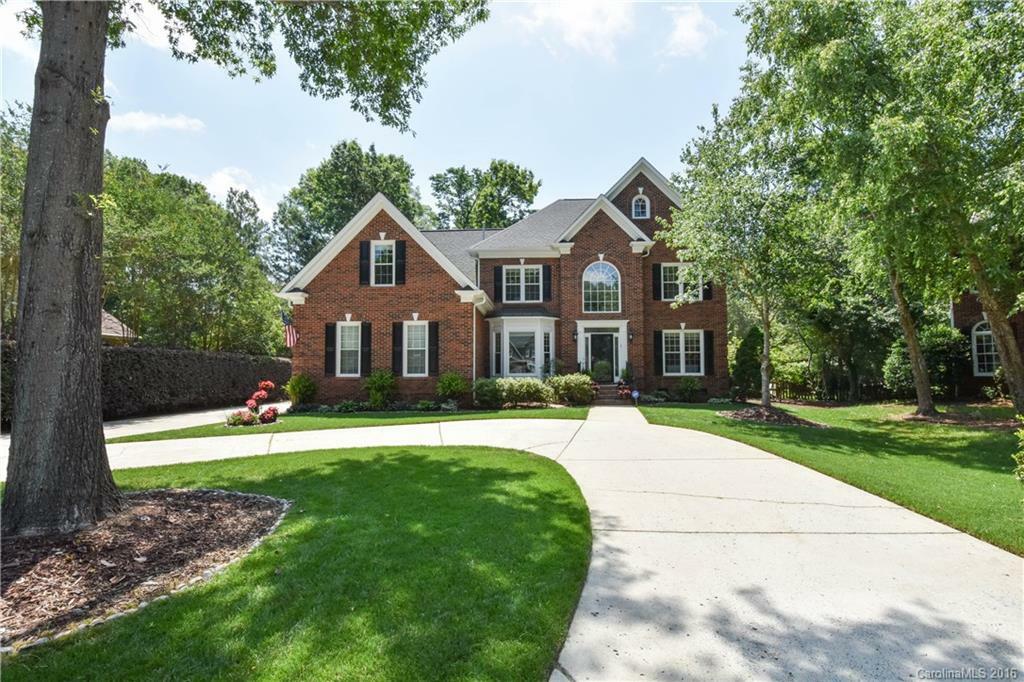 Property Photo: 12931 Landing Green Drive NC 28277