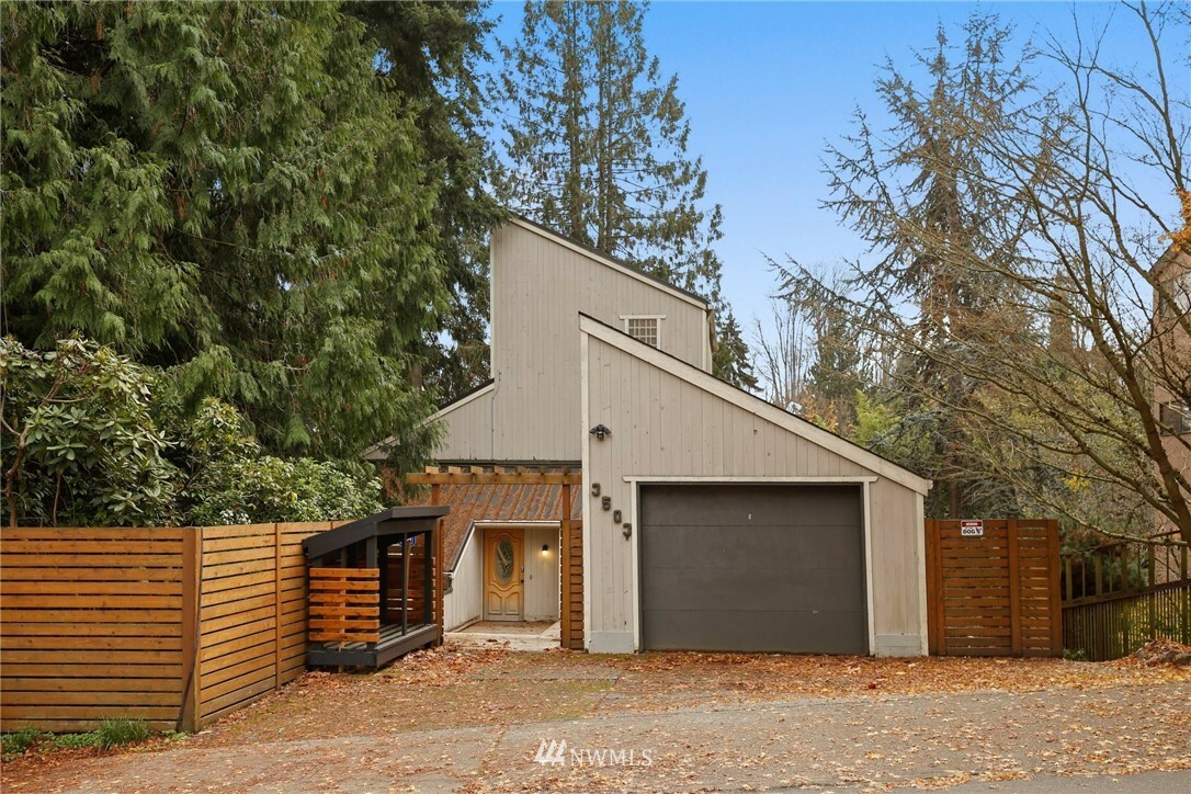 Property Photo:  3503 E Alder Street  WA 98122 