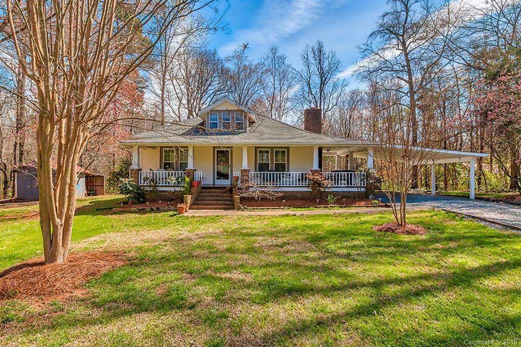 Property Photo:  720 Peachtree Road  NC 28216 
