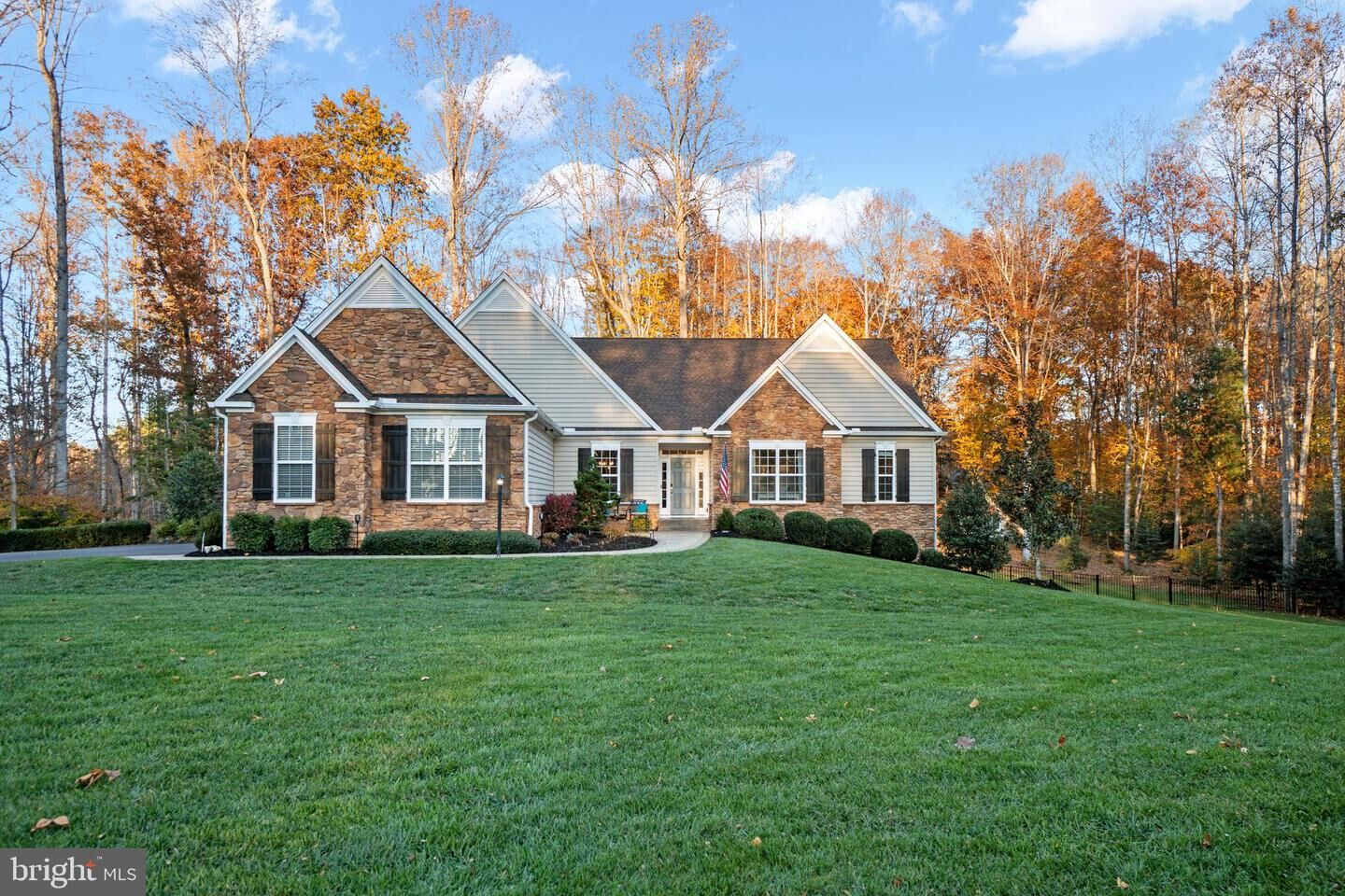 Property Photo:  211 Donovan Lane  VA 22556 