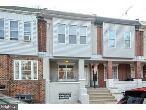 324 W Ritner Street  Philadelphia PA 19148 photo