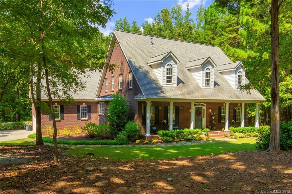 Property Photo:  7141 Cobblecreek Drive  NC 28104 