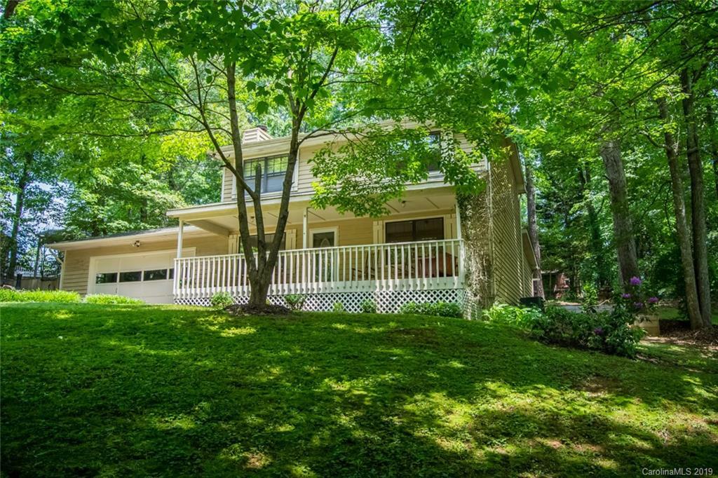 Property Photo:  30 Oakwood Road  NC 28715 