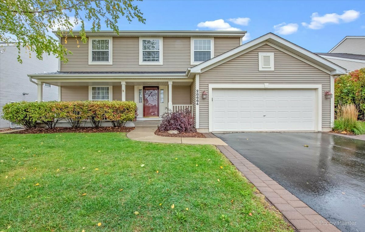 Property Photo: 28664 W Schlesser Drive IL 60051