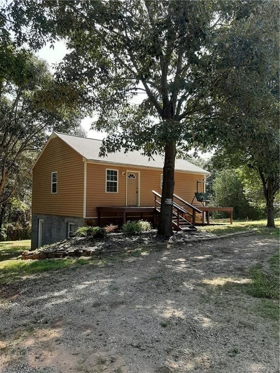 Property Photo: 2749 Hallman Drive NC 28033