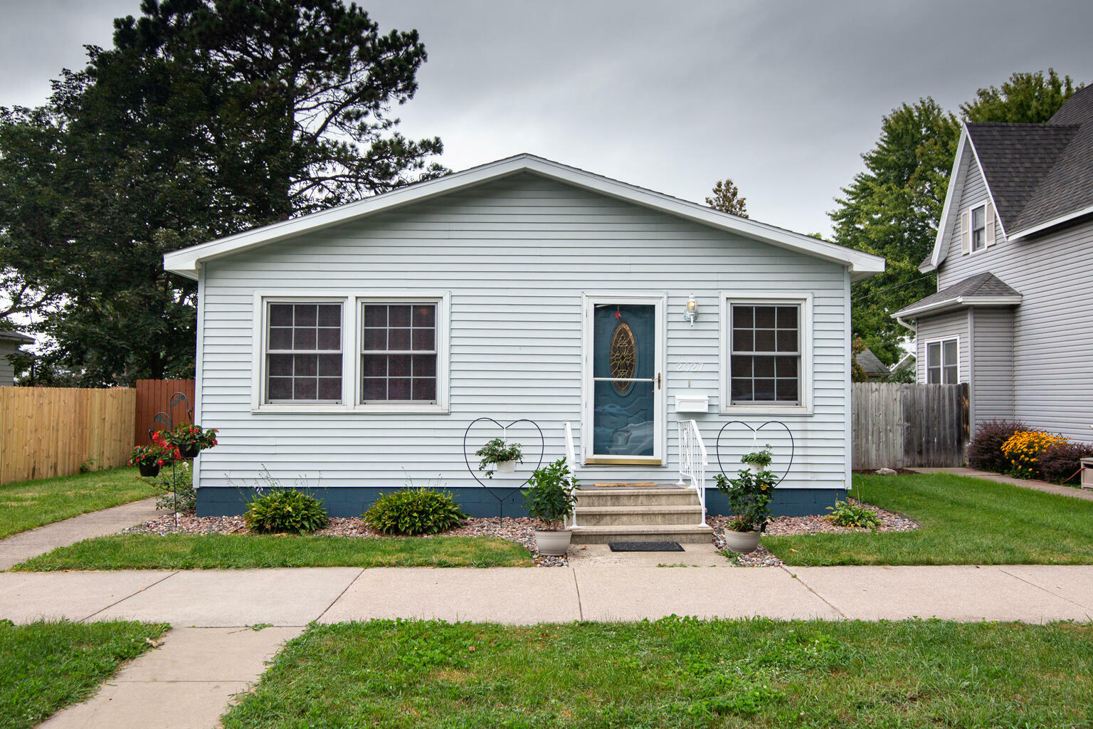 Property Photo:  2027 Liberty St  WI 54603 