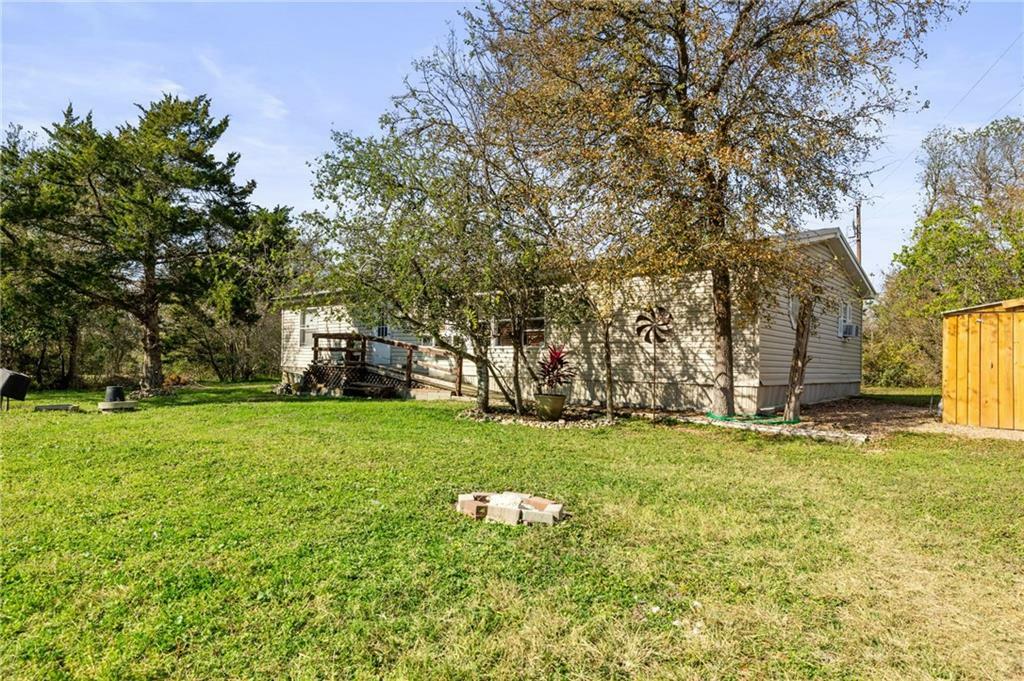 Property Photo:  155 Elm Forest Loop  TX 78612 