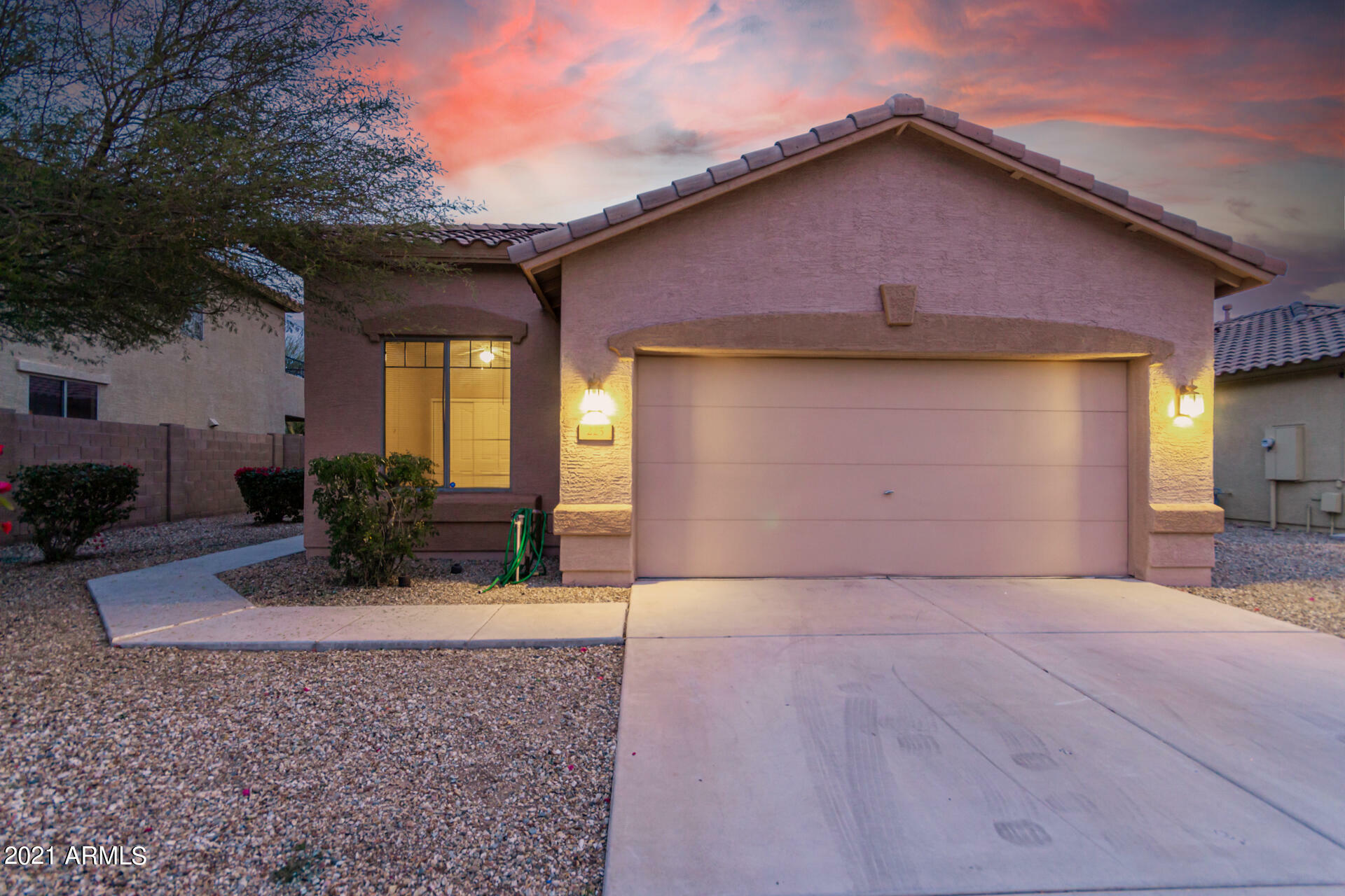 Property Photo:  225 S 152nd Avenue  AZ 85338 