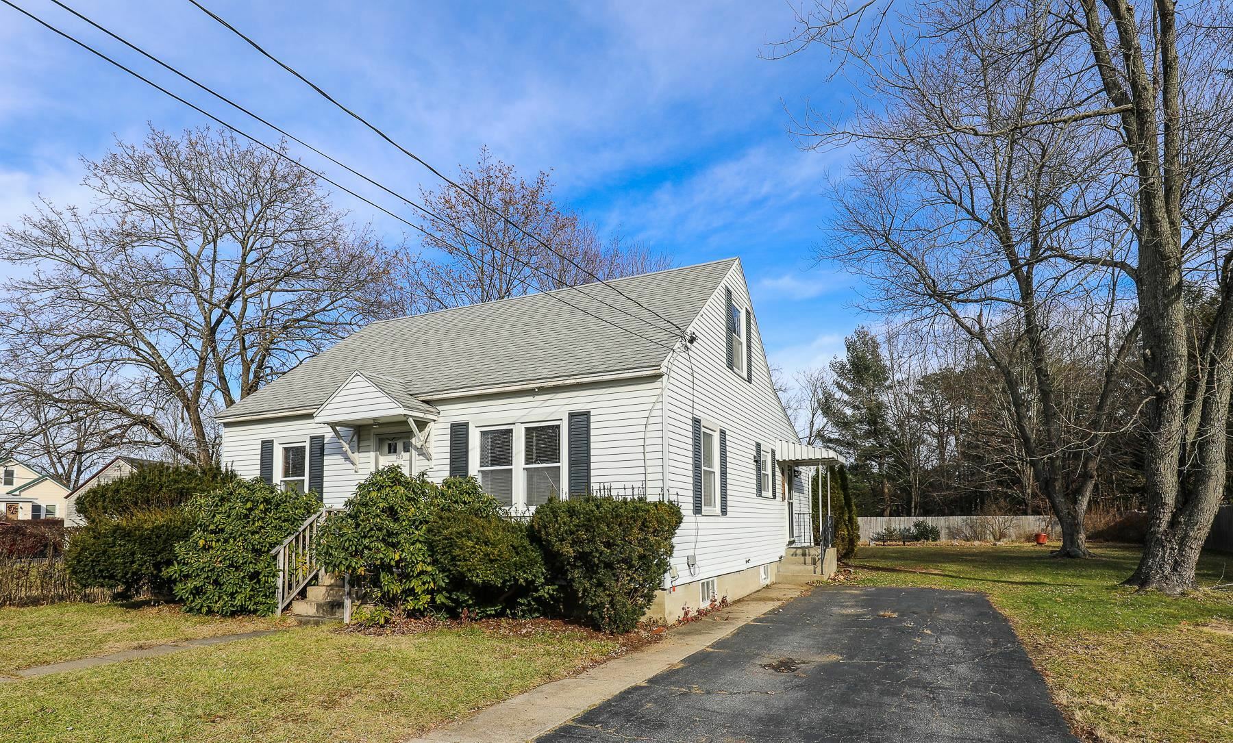 Property Photo:  323 Rockland Avenue  NH 03102 