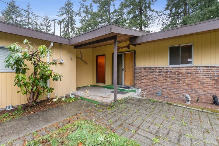 Property Photo:  11502 93rd Avenue SW  WA 98498 