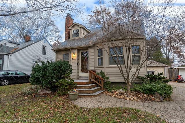 Property Photo:  588 Allen Street  MI 48220 