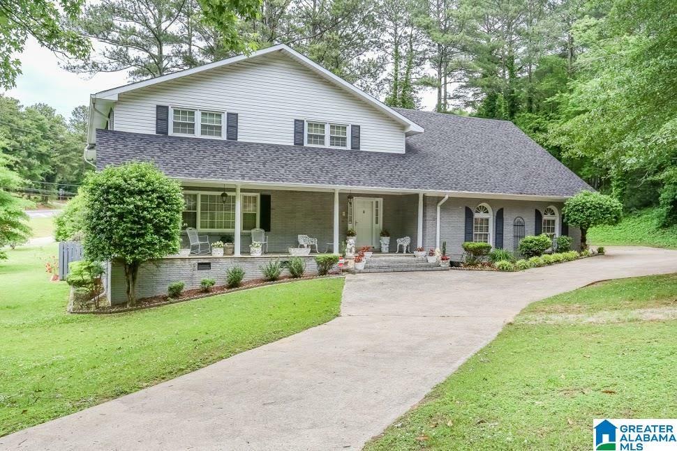 Property Photo:  401 Hillyer High Road  AL 36207 