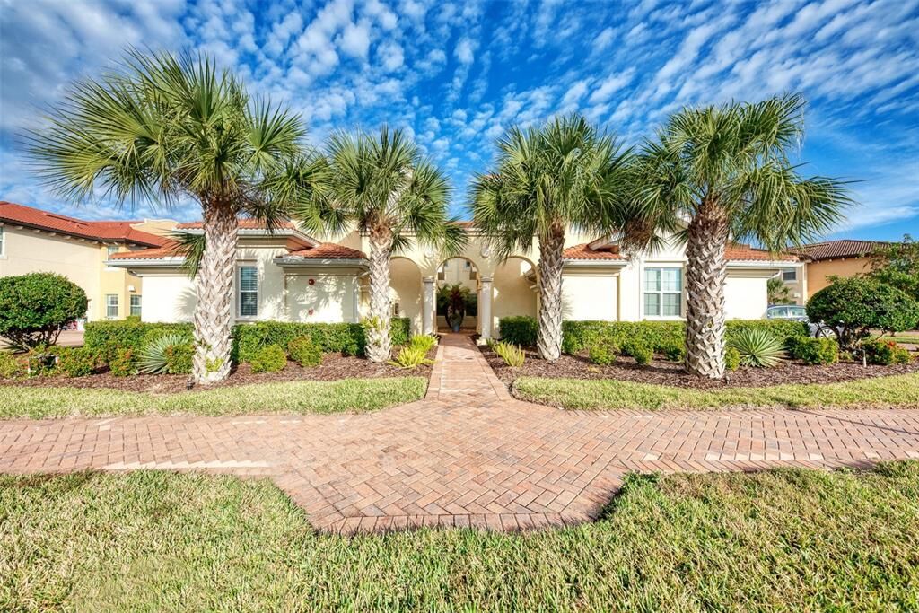 Property Photo: 193 Bella Vista Terrace 41C FL 34275