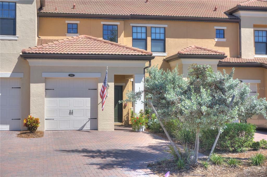 Property Photo:  10063 Crooked Creek Drive 201  FL 34293 