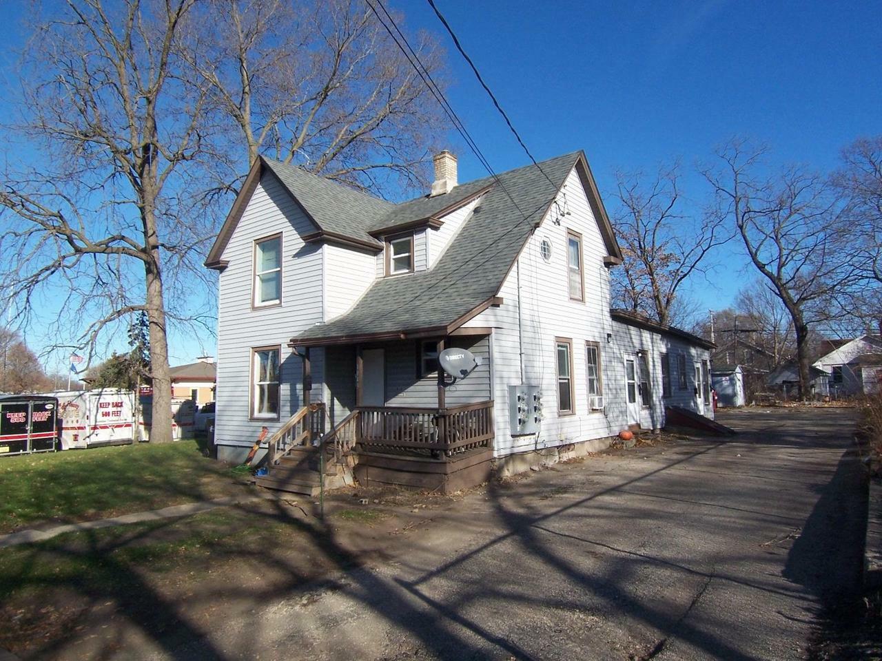 Property Photo:  1043 Church St  WI 53511 