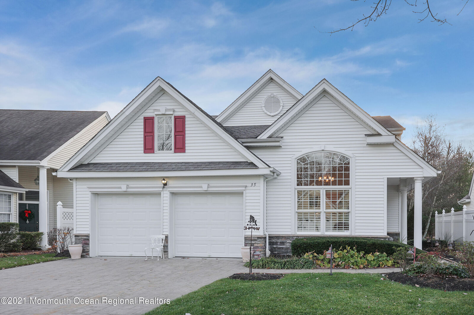 Property Photo:  35 Londonberry Drive  NJ 07733 