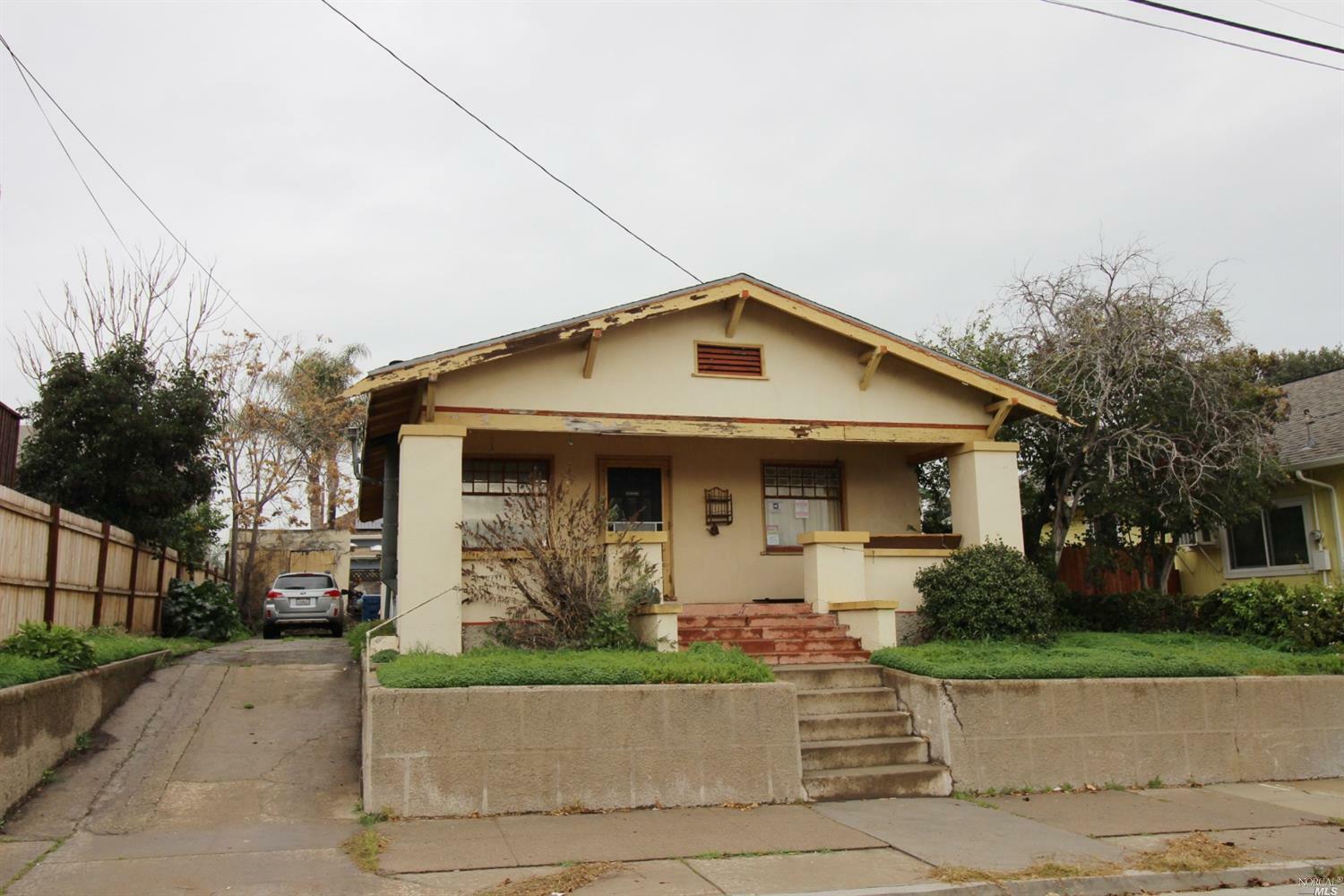 Property Photo: 16 W Eighth Street CA 94509