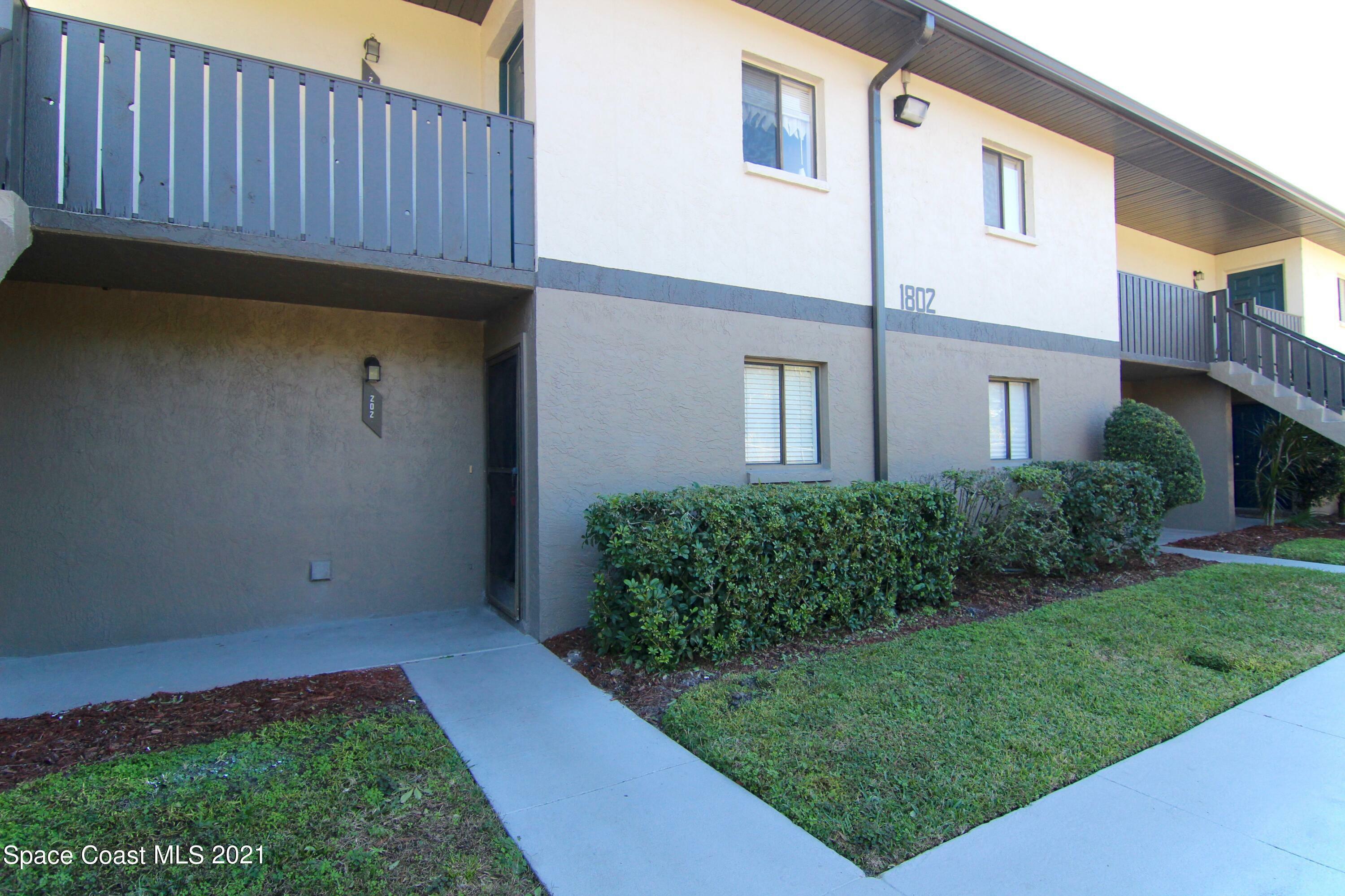 Property Photo: 1802 University Lane FL 32922
