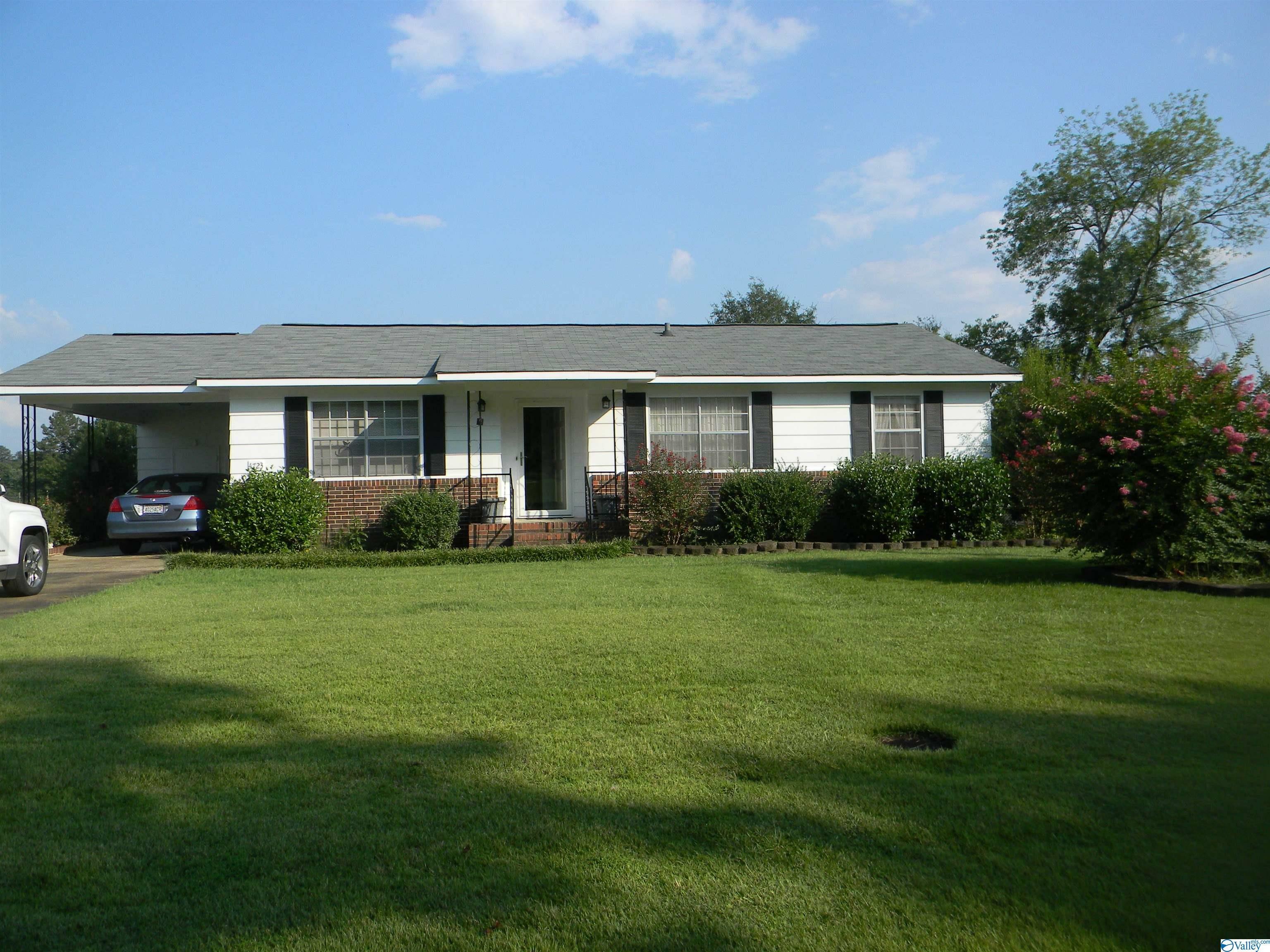 Property Photo:  4723 Main Street  AL 35903 