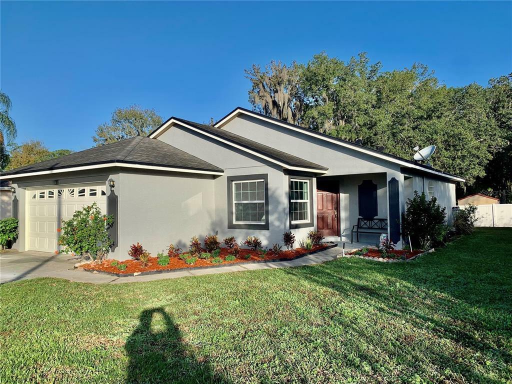 Property Photo:  703 Sunburst Cove Lane  FL 34787 