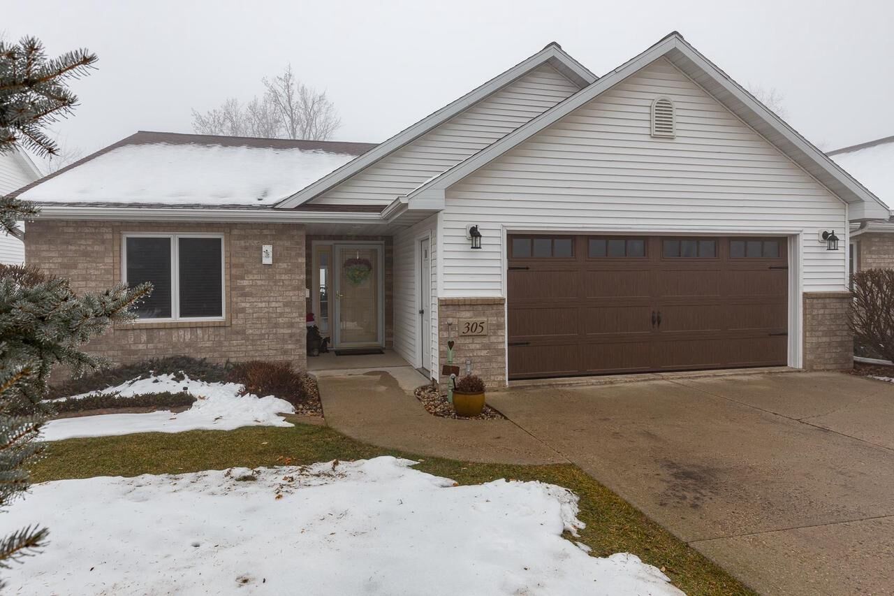 Property Photo:  305 Wolf River Avenue  WI 54961 