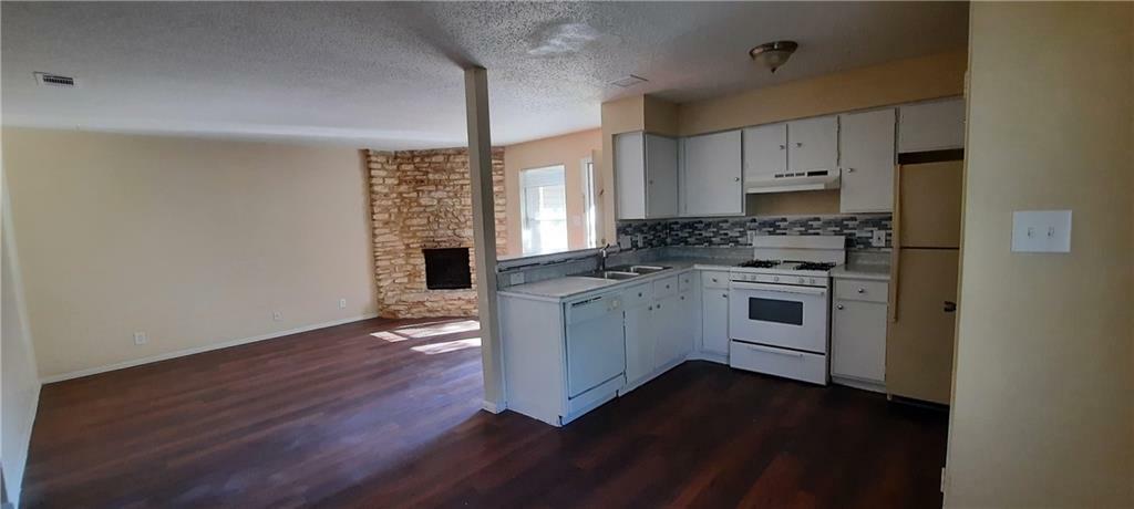 Property Photo: 903 Taulbee Lane A TX 78757