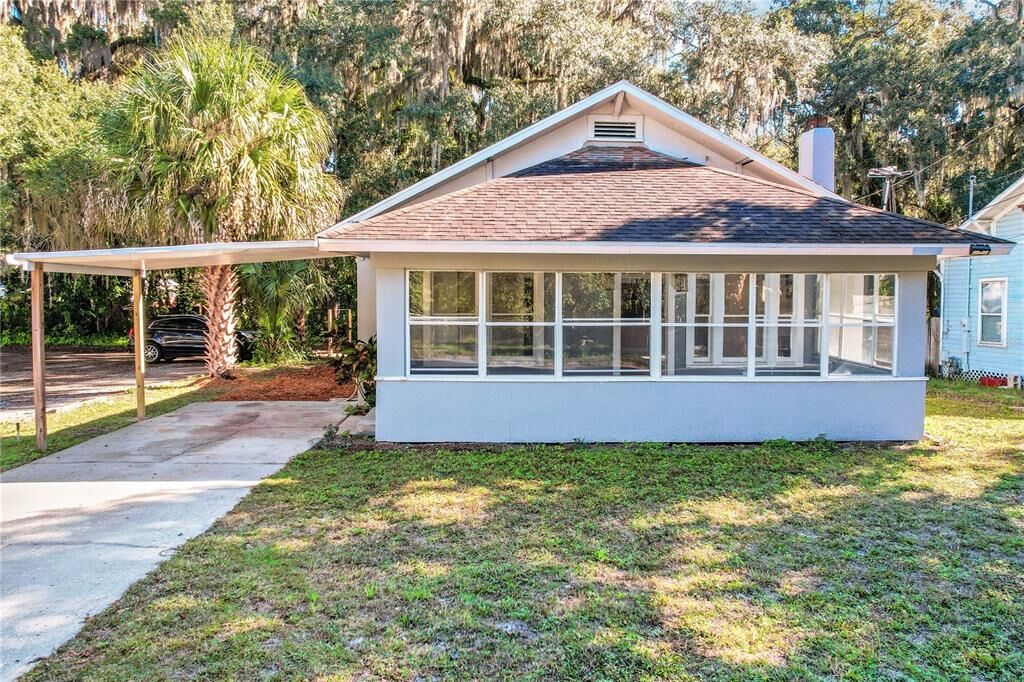 Property Photo: 712 McKenzie Street FL 34748