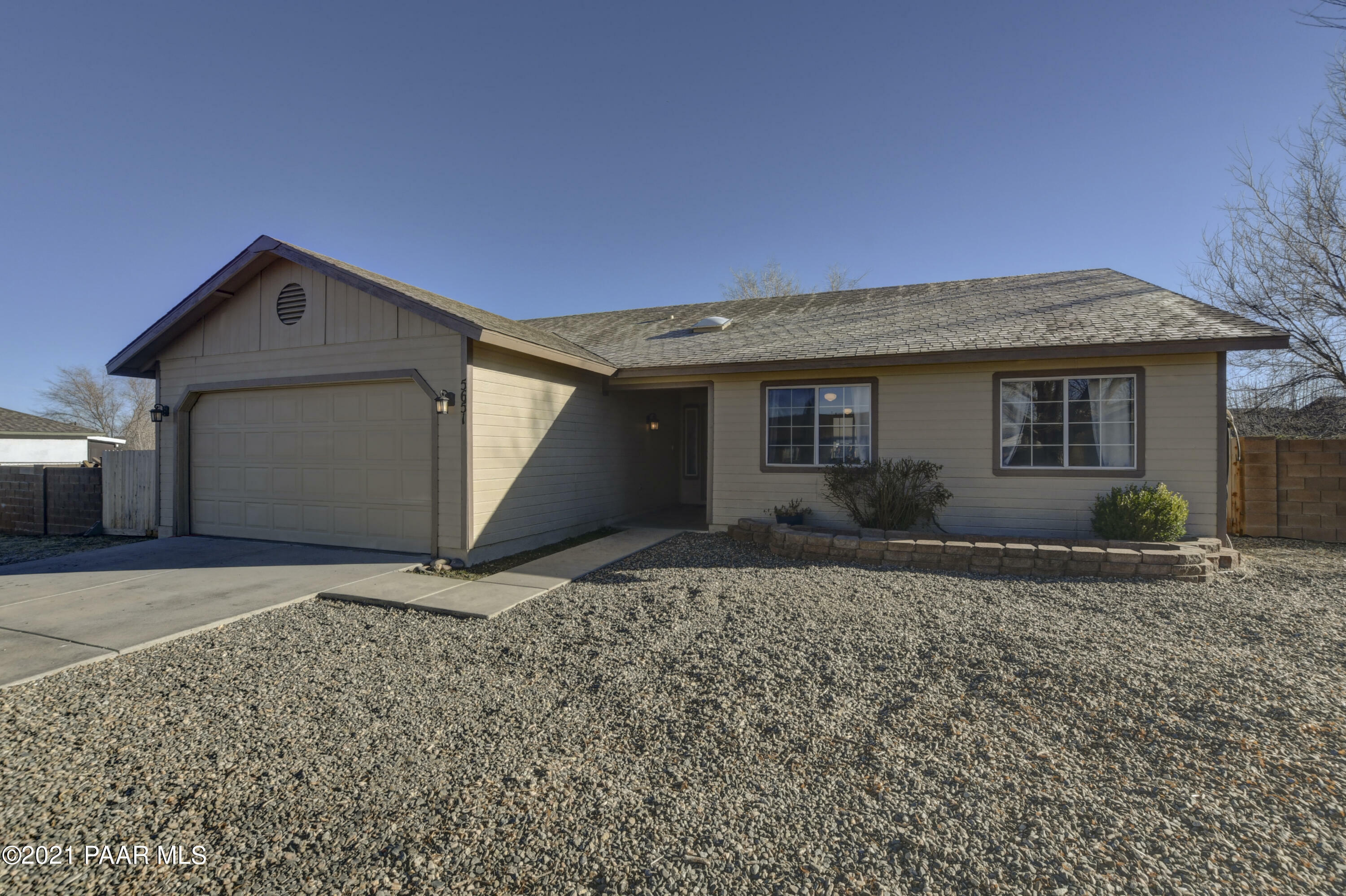 Property Photo:  5651 N Robert Road  AZ 86314 